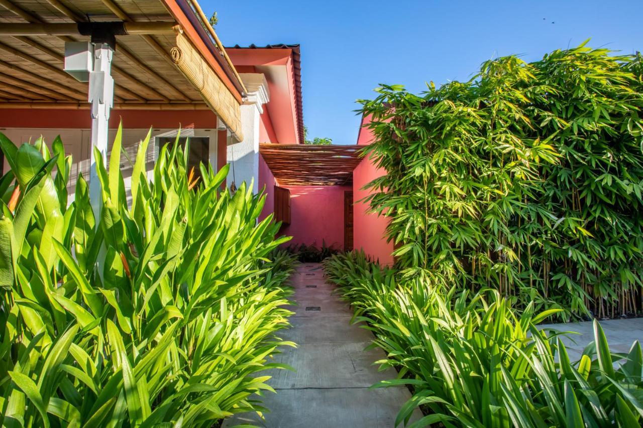 Pinkprivate Sanur - For Cool Adults Only Acomodação com café da manhã Exterior foto